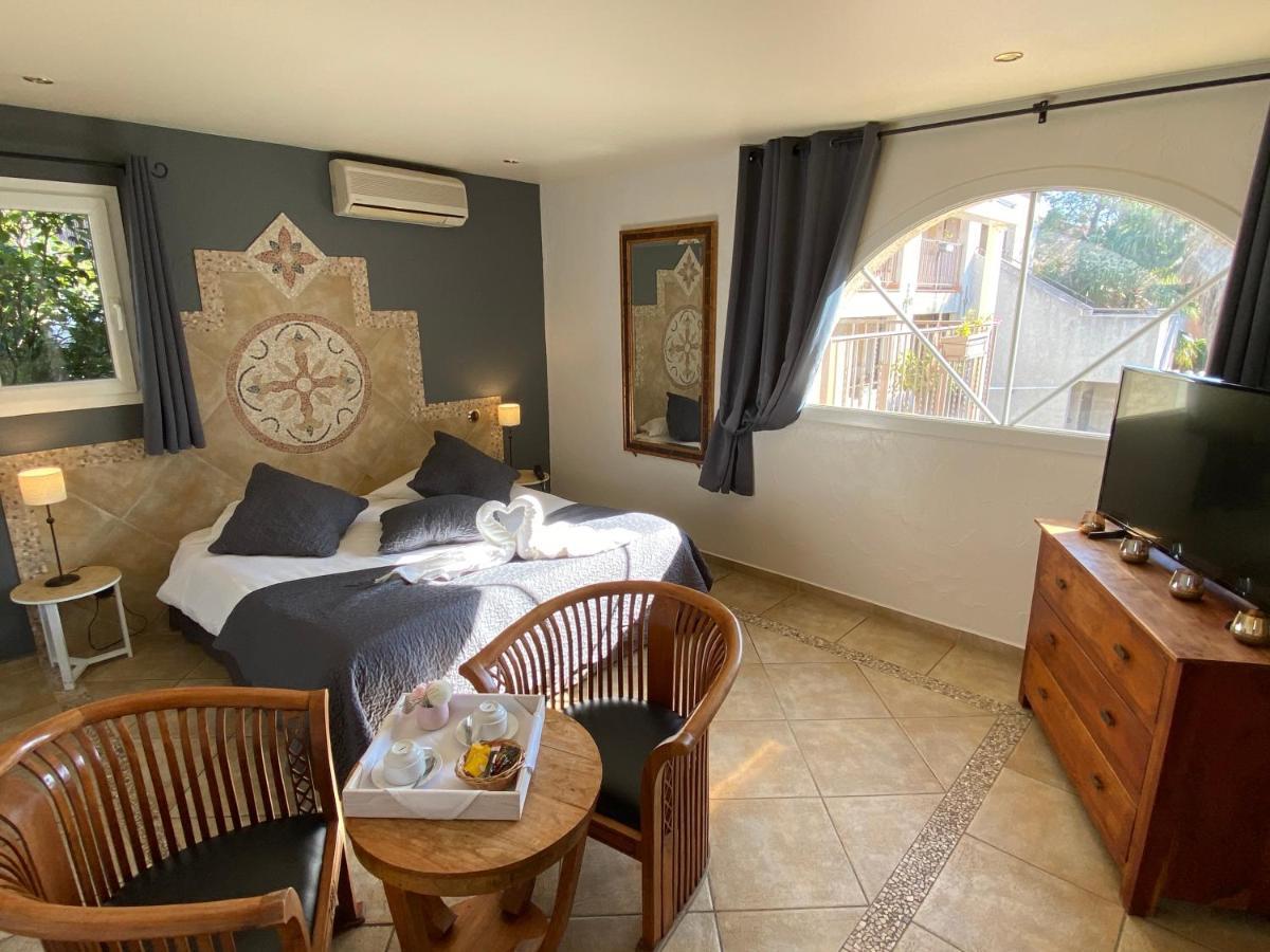 Logis Hôtel Les II Mas - Perpignan Sud Cabestany Bagian luar foto
